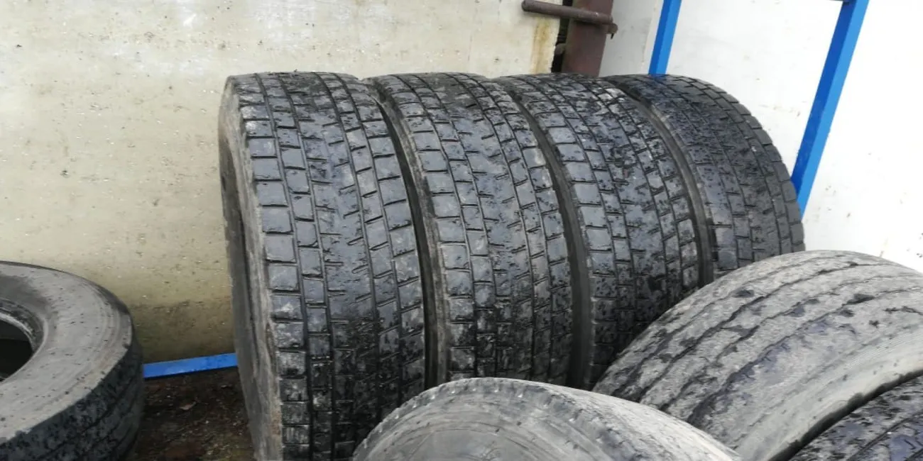 69e3e5e5-3c2b-4b4c-b574-5e10b9868061